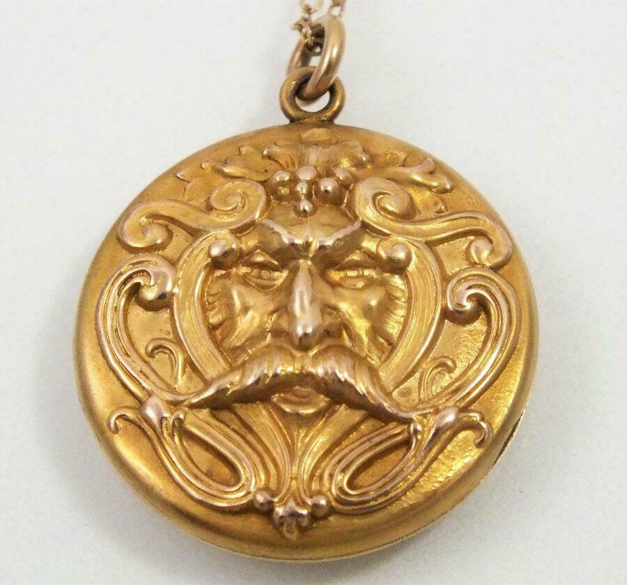 Victorian Antique Gf Repousse Mythological North Wind Green Man Mourning Locket